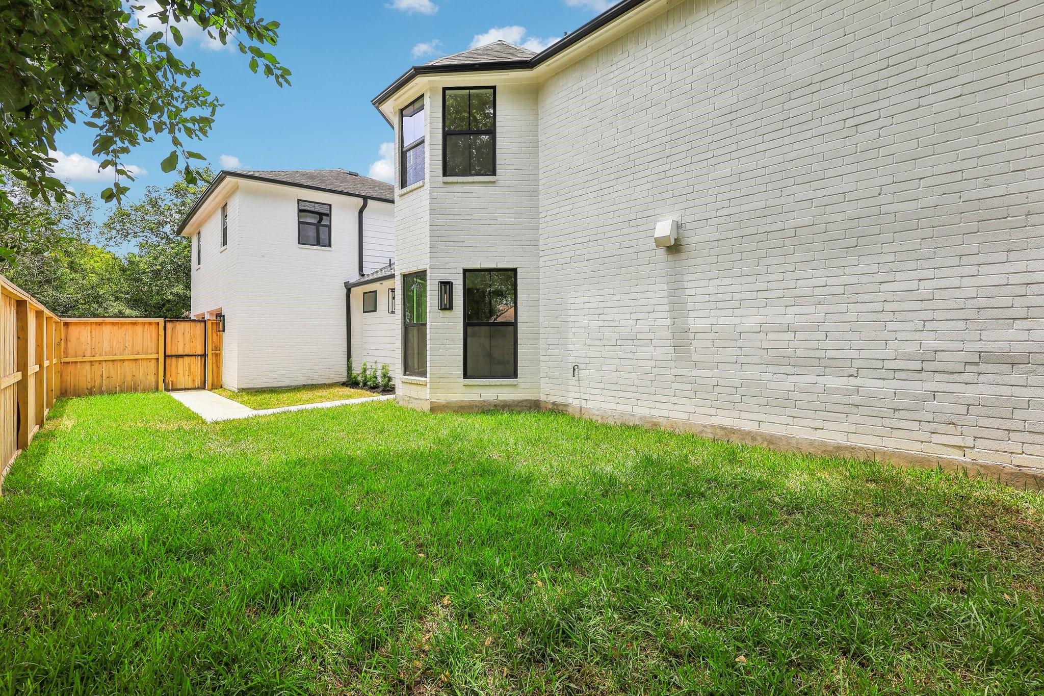Houston, Texas, 77079, United States, 4 Bedrooms Bedrooms, ,6 BathroomsBathrooms,Residential,Active,1922314