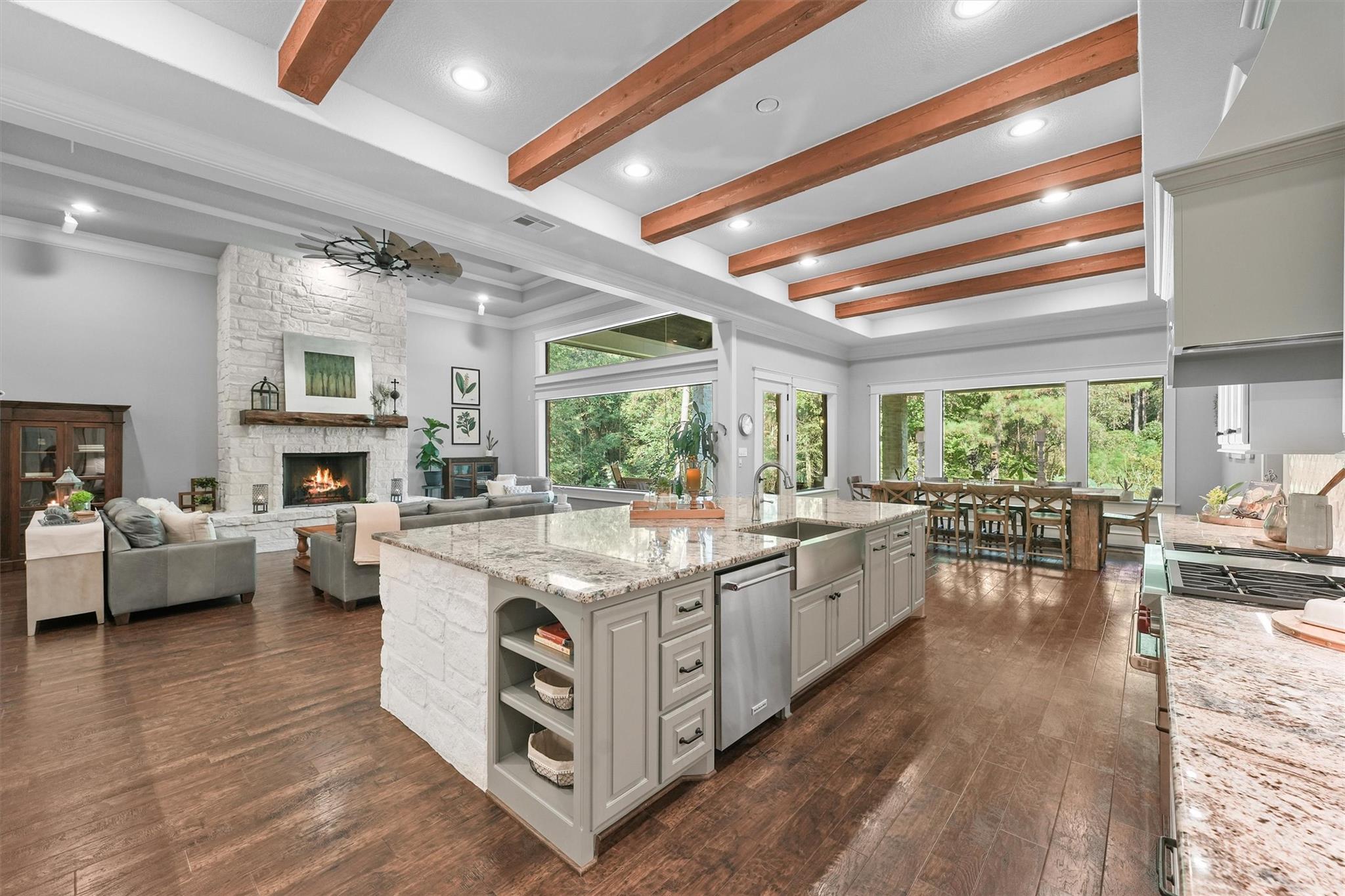 Montgomery, Texas, 77316, United States, 4 Bedrooms Bedrooms, ,3 BathroomsBathrooms,Residential,Active,1953985