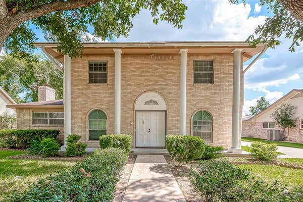 212 PALM AIRE DR, FRIENDSWOOD, TX 77546 - Image 1