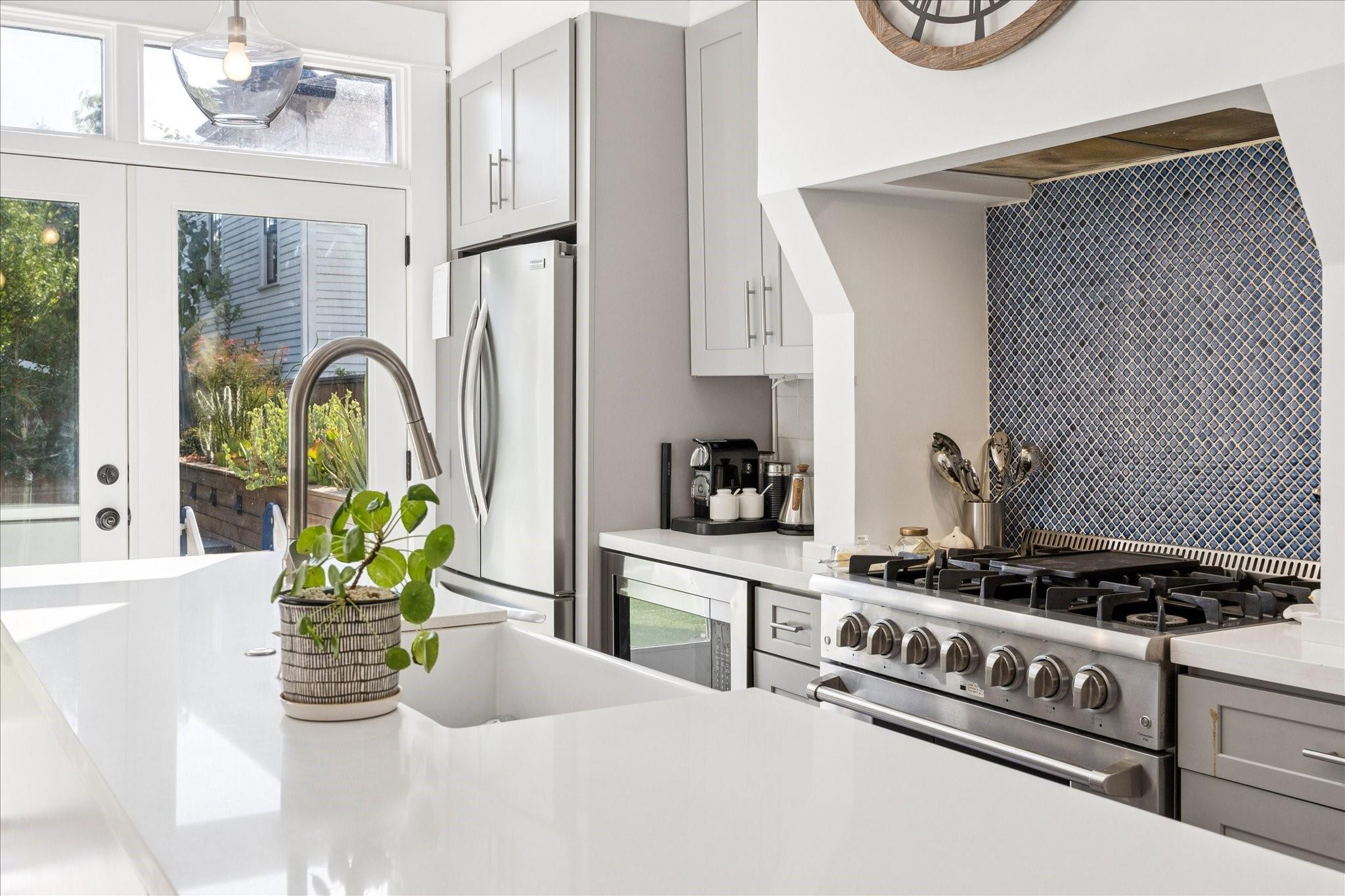 Houston, Texas, 77009, United States, 4 Bedrooms Bedrooms, ,2 BathroomsBathrooms,Residential,Active,2006963