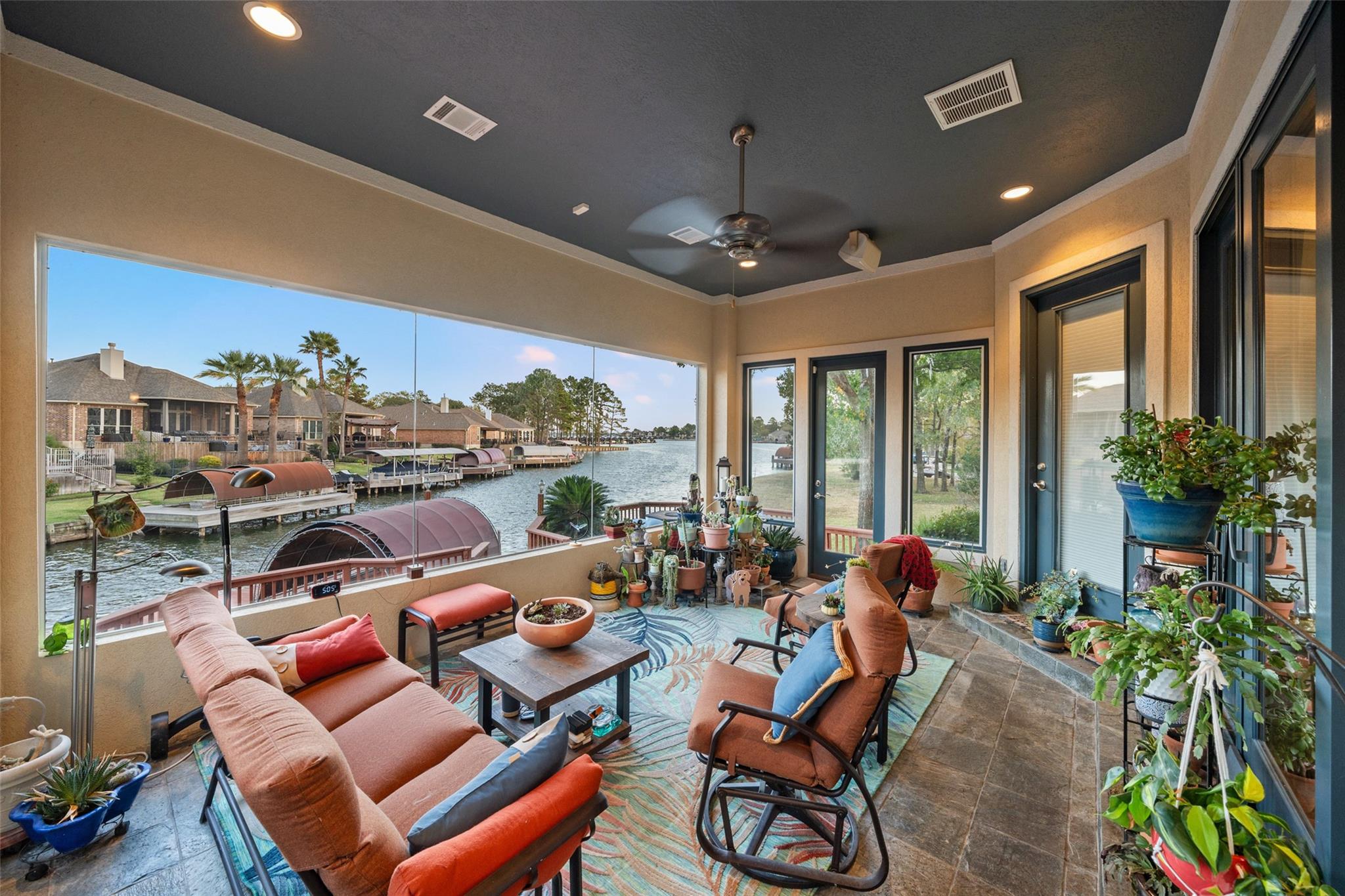 Montgomery, Texas, 77356, United States, 3 Bedrooms Bedrooms, ,4 BathroomsBathrooms,Residential,Active,1992537