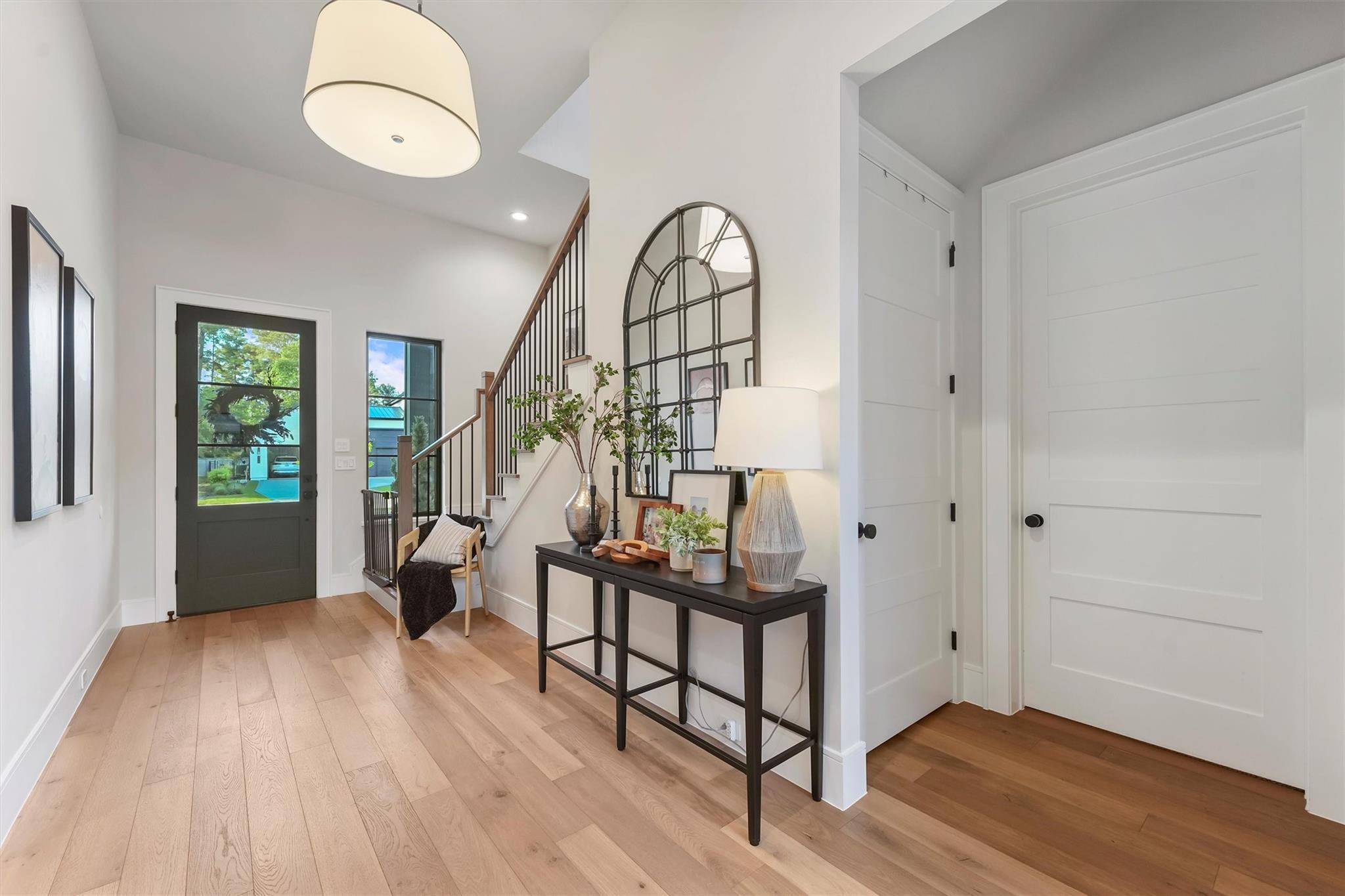 Montgomery, Texas, 77316, United States, 4 Bedrooms Bedrooms, ,6 BathroomsBathrooms,Residential,Active,1972157