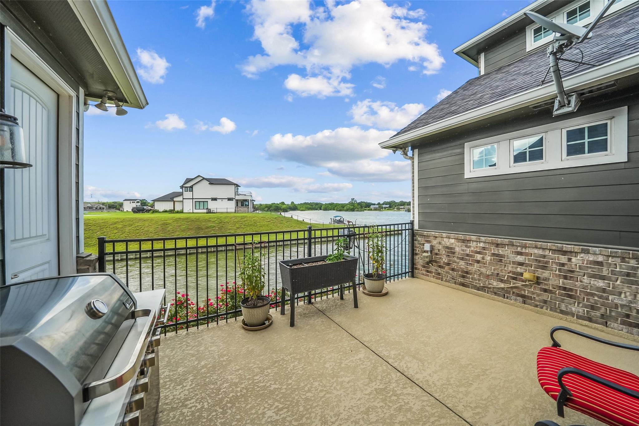 Willis, Texas, 77318, United States, 4 Bedrooms Bedrooms, ,4 BathroomsBathrooms,Residential,Active,1885007