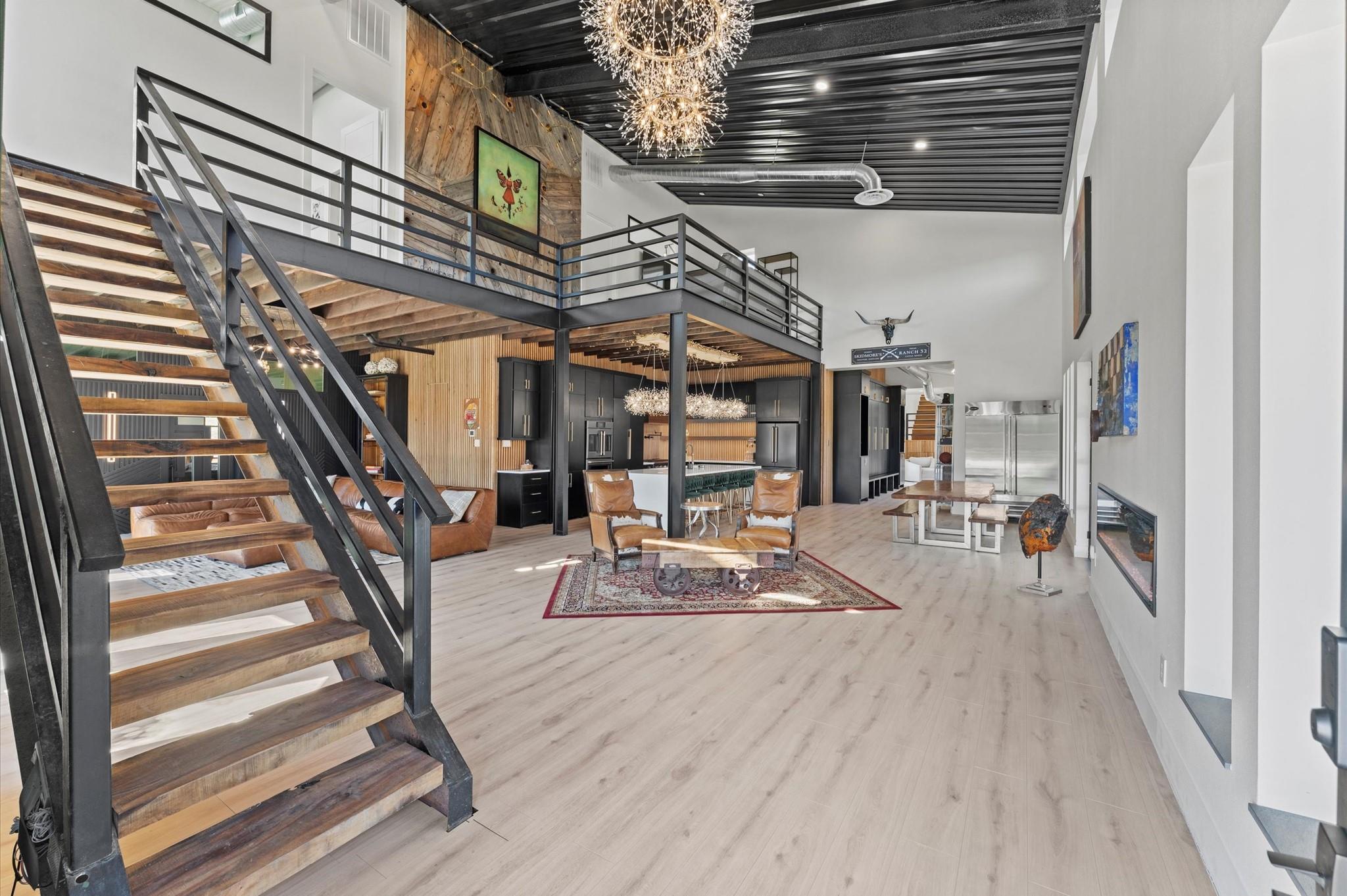 Montgomery, Texas, 77316, United States, 5 Bedrooms Bedrooms, ,7 BathroomsBathrooms,Residential,Active,1963409