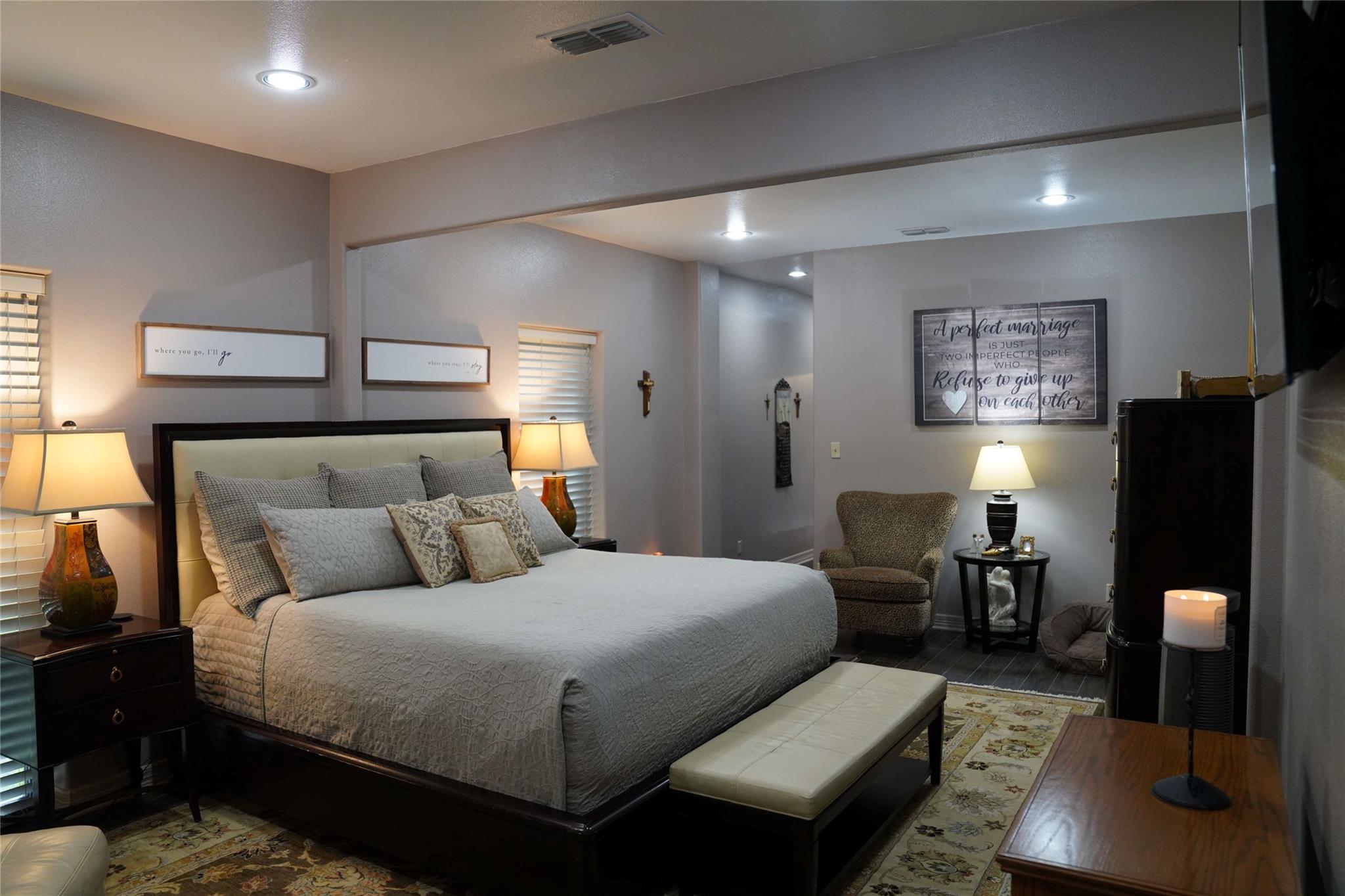 Sheridan, Texas, 77475, United States, 8 Bedrooms Bedrooms, ,5 BathroomsBathrooms,Residential,Active,1954329