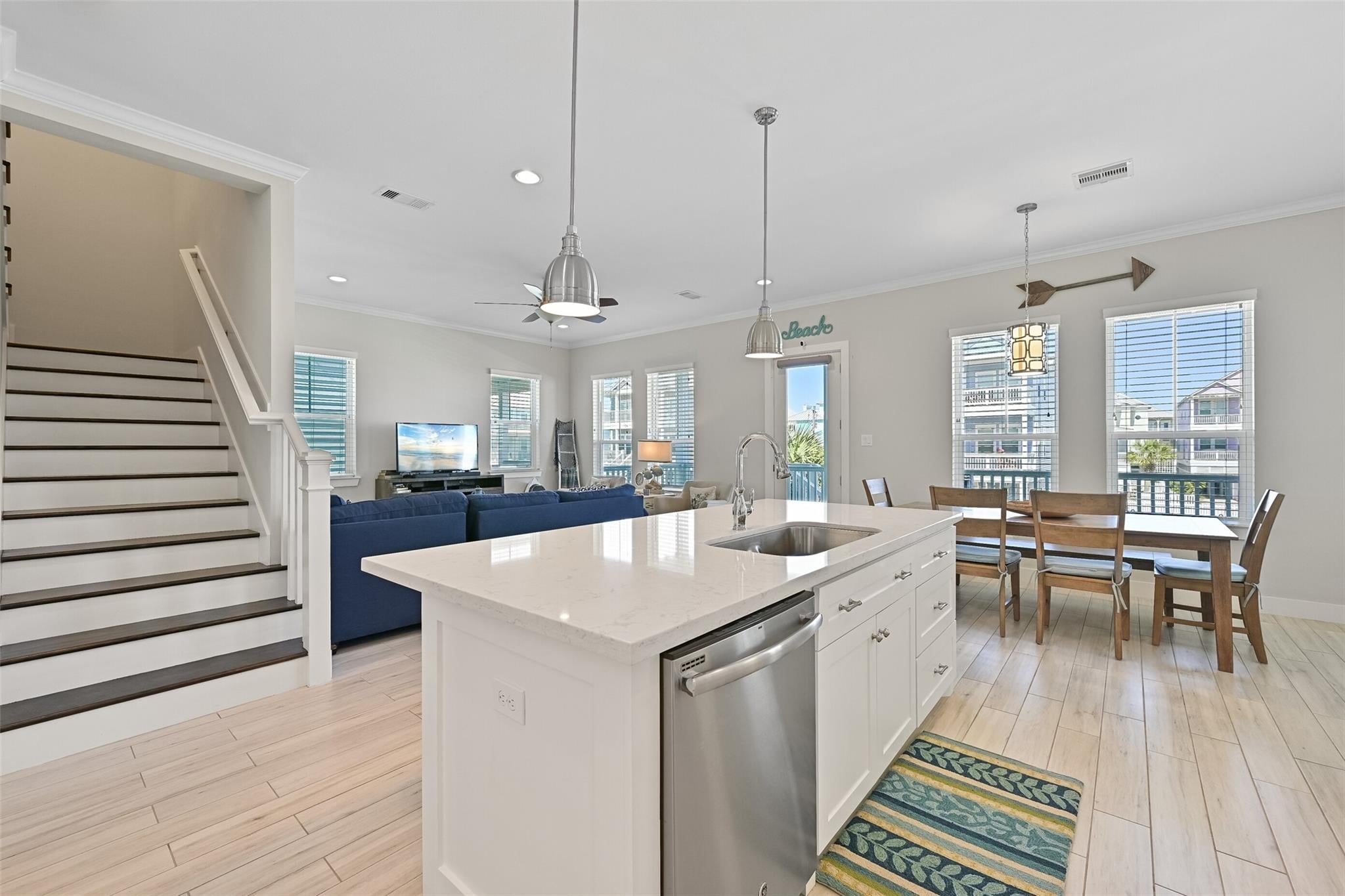 Galveston, Texas, 77554, United States, ,4 BathroomsBathrooms,Residential,Active,1867916