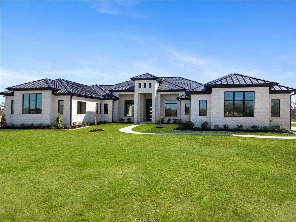 Bryan, Texas, 77845, United States, 4 Bedrooms Bedrooms, ,5 BathroomsBathrooms,Residential,Active,2012484