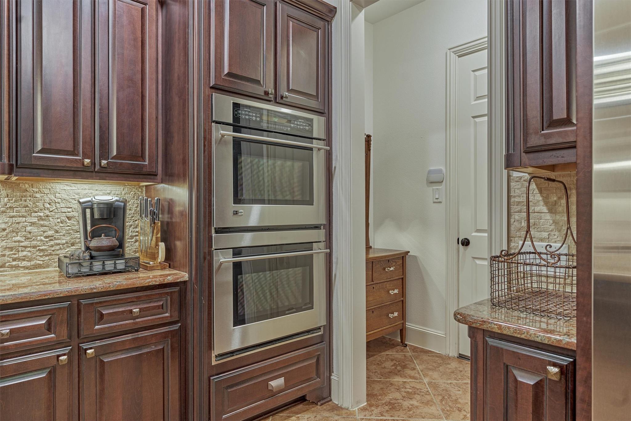 The Woodlands, Texas, 77382, United States, 3 Bedrooms Bedrooms, ,5 BathroomsBathrooms,Residential,Active,1899241