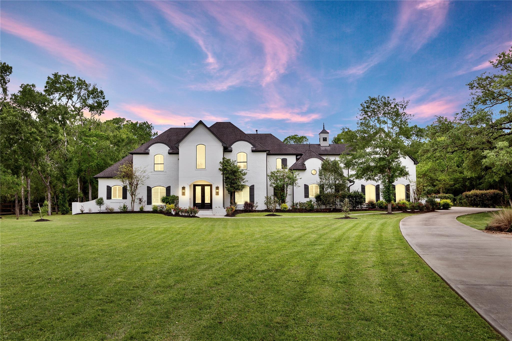 Missouri City, Texas, 77459, United States, 5 Bedrooms Bedrooms, ,6 BathroomsBathrooms,Residential,Active,1764880