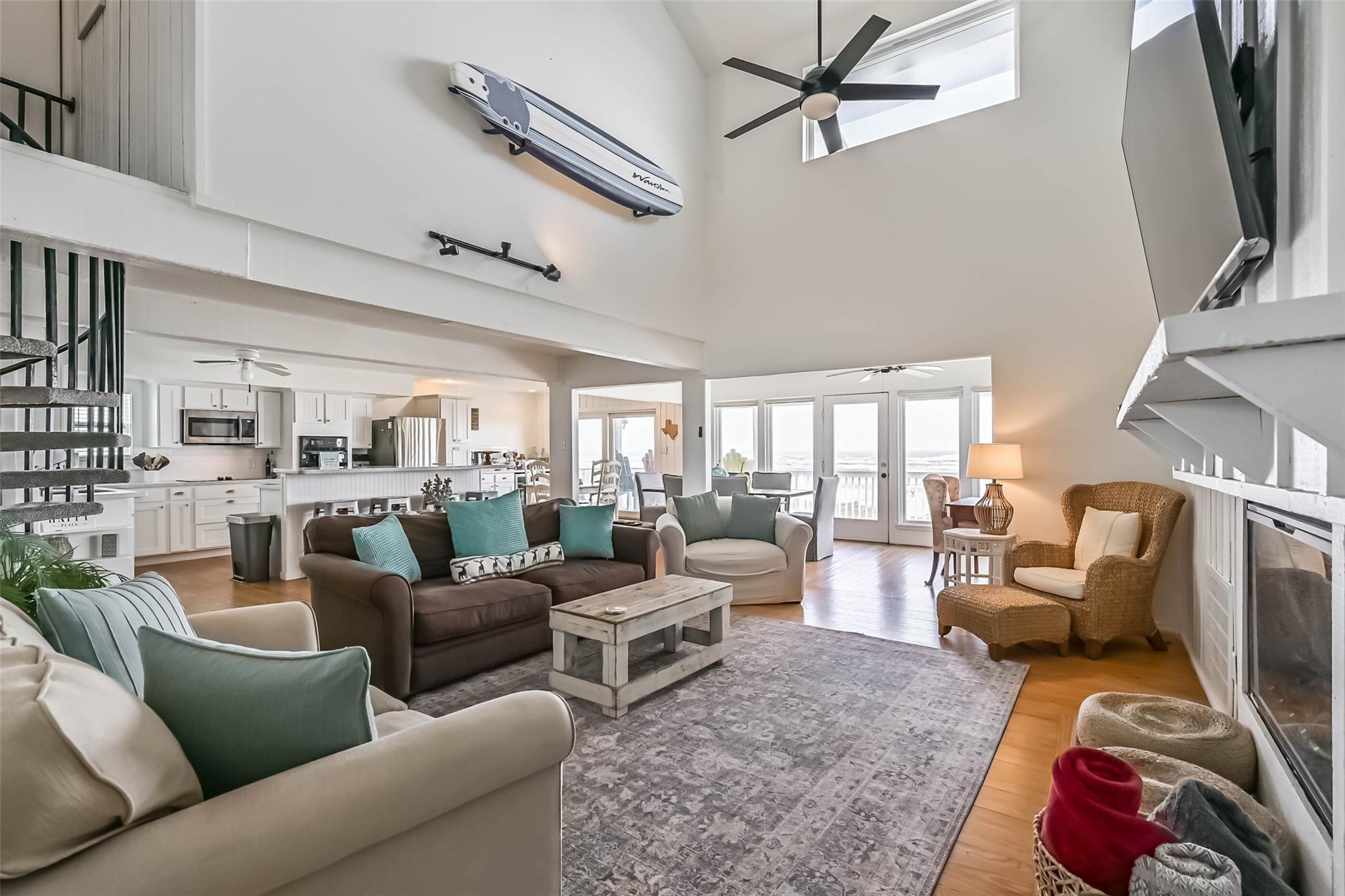 Galveston, Texas, 77554, United States, 4 Bedrooms Bedrooms, ,3 BathroomsBathrooms,Residential,Active,1909088