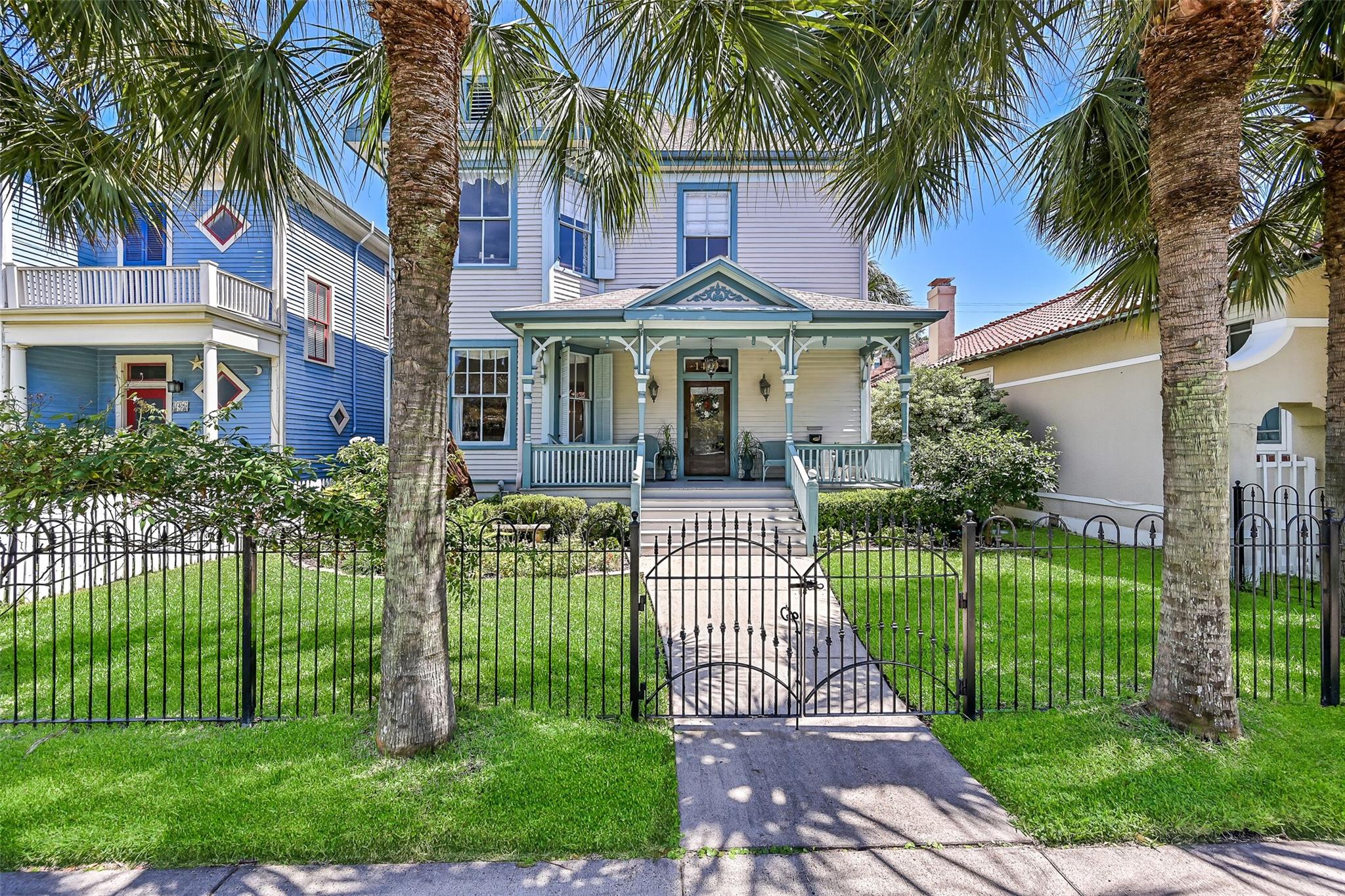 Galveston, Texas, 77550, United States, 6 Bedrooms Bedrooms, ,4 BathroomsBathrooms,Residential,Active,1899876