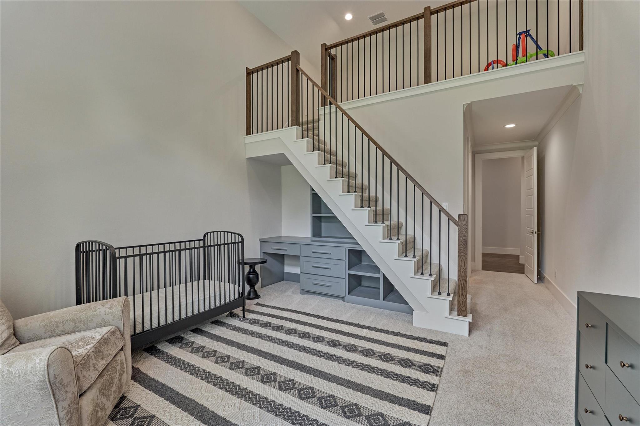 Montgomery, Texas, 77316, United States, 5 Bedrooms Bedrooms, ,8 BathroomsBathrooms,Residential,Active,1953008