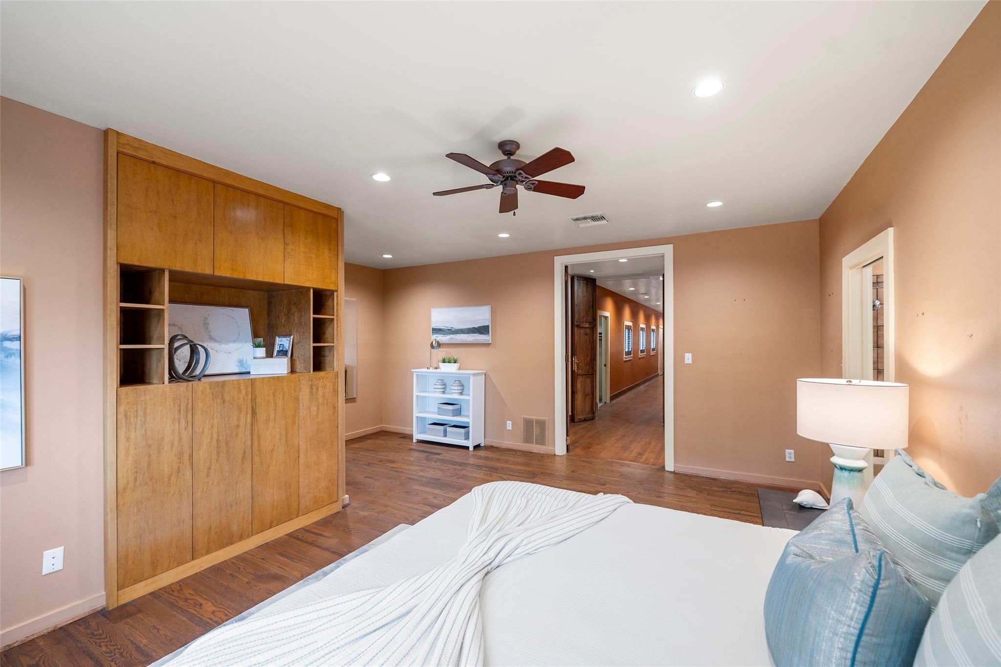 Galveston, Texas, 77550, United States, 4 Bedrooms Bedrooms, ,6 BathroomsBathrooms,Residential,Active,1905067
