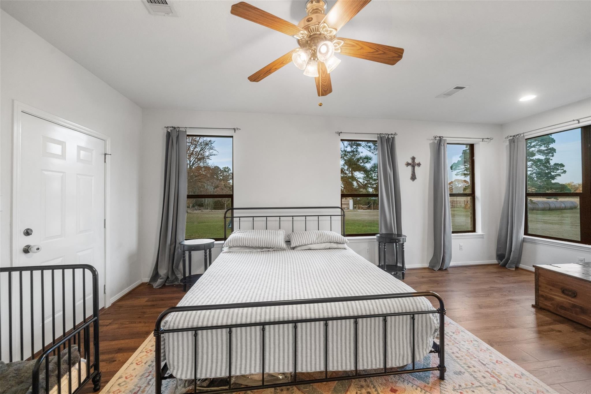 Trinity, Texas, 75862, United States, 3 Bedrooms Bedrooms, ,3 BathroomsBathrooms,Residential,Active,1998594