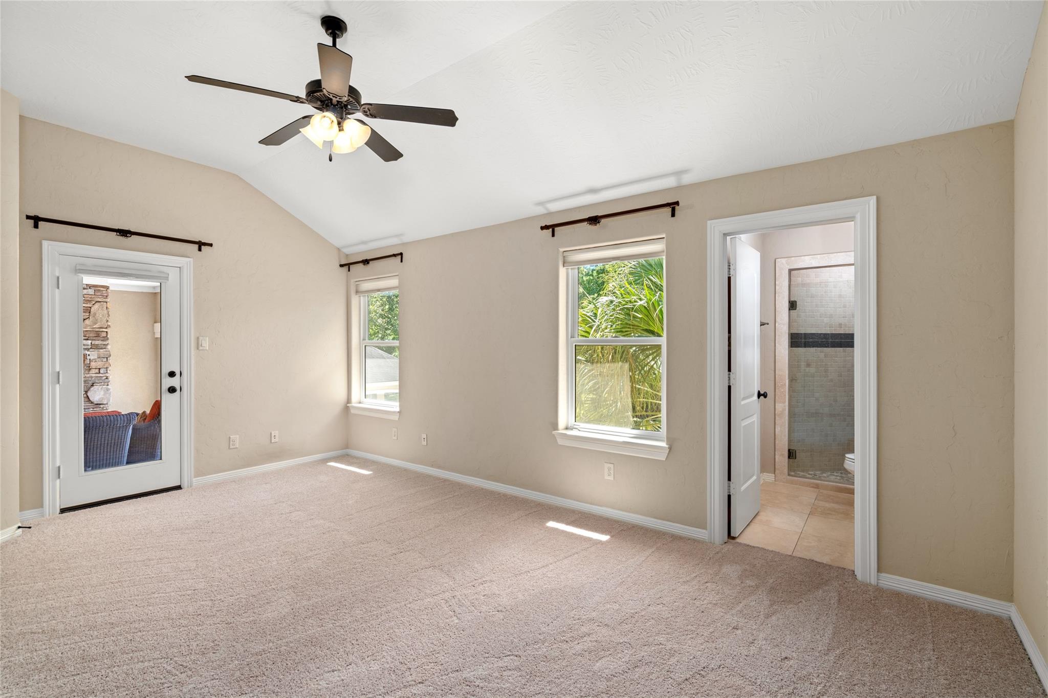 Humble, Texas, 77346, United States, 5 Bedrooms Bedrooms, ,8 BathroomsBathrooms,Residential,Active,2010145