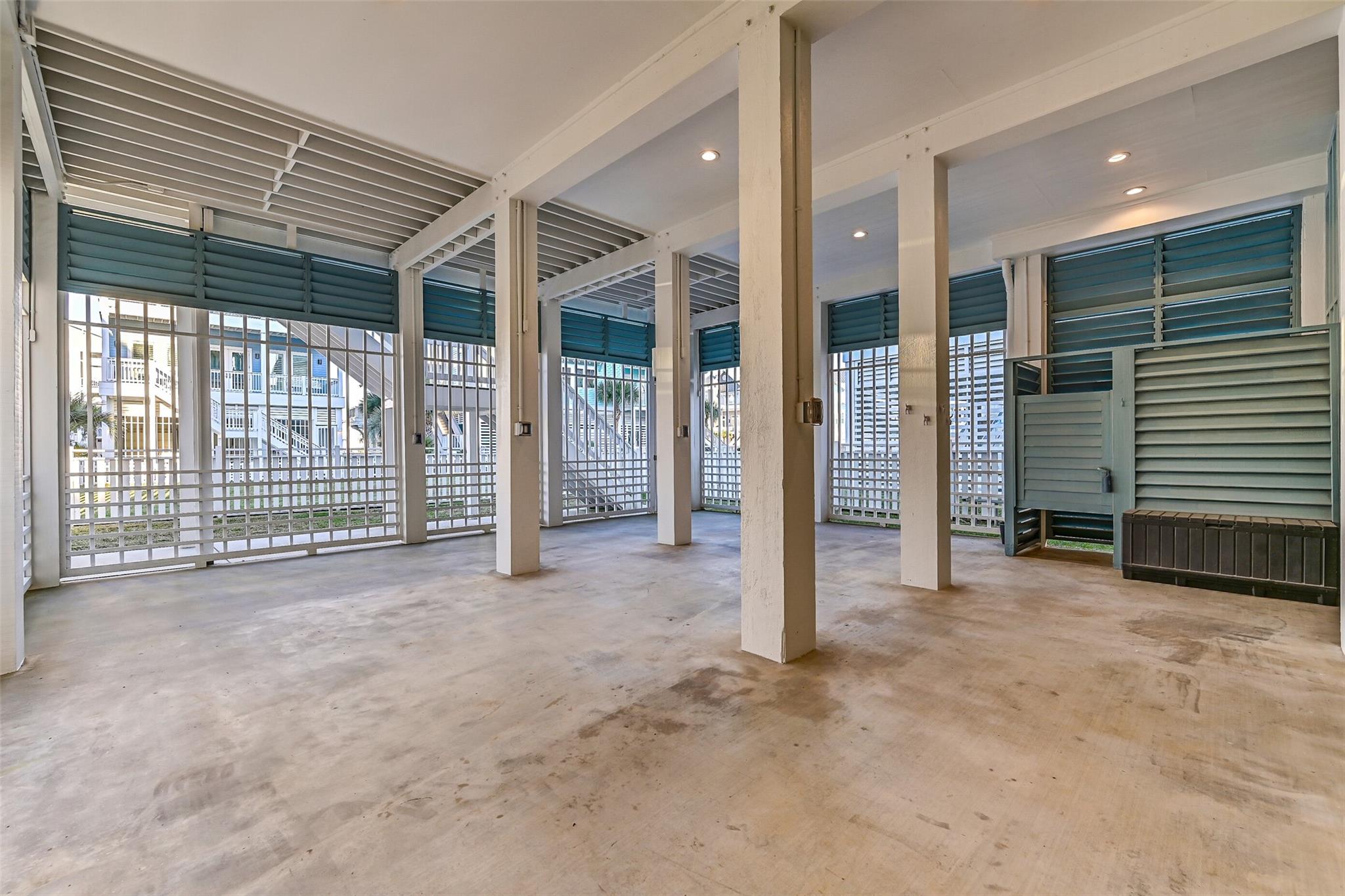 Galveston, Texas, 77554, United States, 4 Bedrooms Bedrooms, ,5 BathroomsBathrooms,Residential,Active,2011856