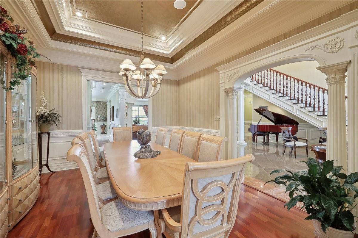 Beaumont, Texas, 77707, United States, 6 Bedrooms Bedrooms, ,10 BathroomsBathrooms,Residential,Active,1862916