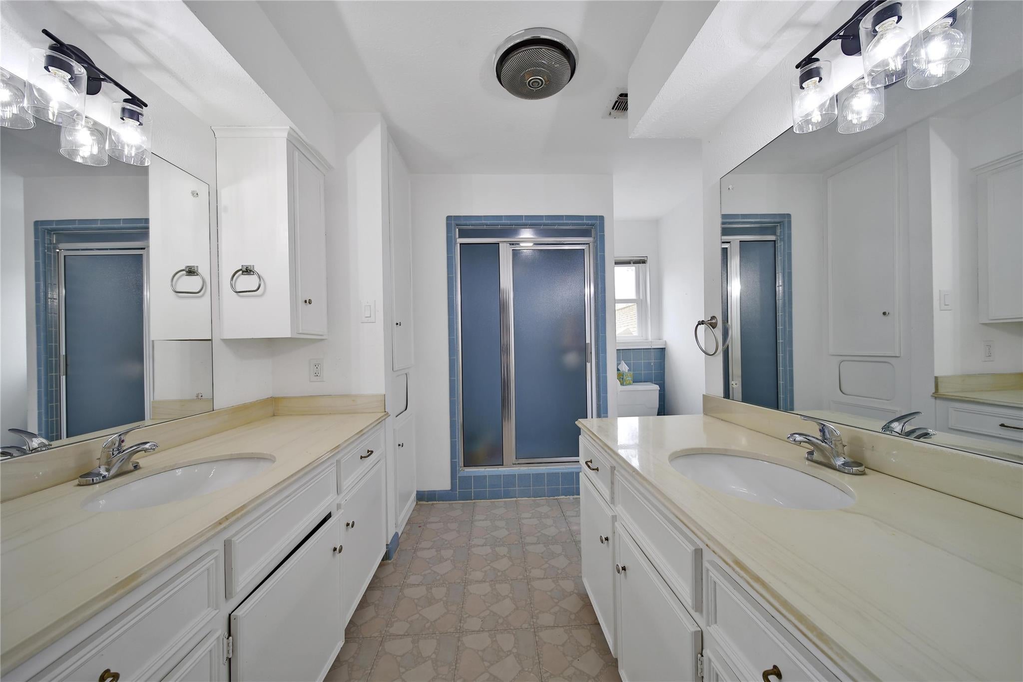 Richmond, Texas, 77406, United States, 4 Bedrooms Bedrooms, ,4 BathroomsBathrooms,Residential,Active,1894985