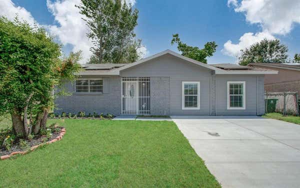 11307 BAY CEDAR DR, HOUSTON, TX 77048 - Image 1