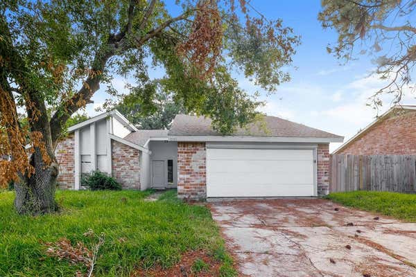 11107 SAGEORCHARD CIR, HOUSTON, TX 77089 - Image 1