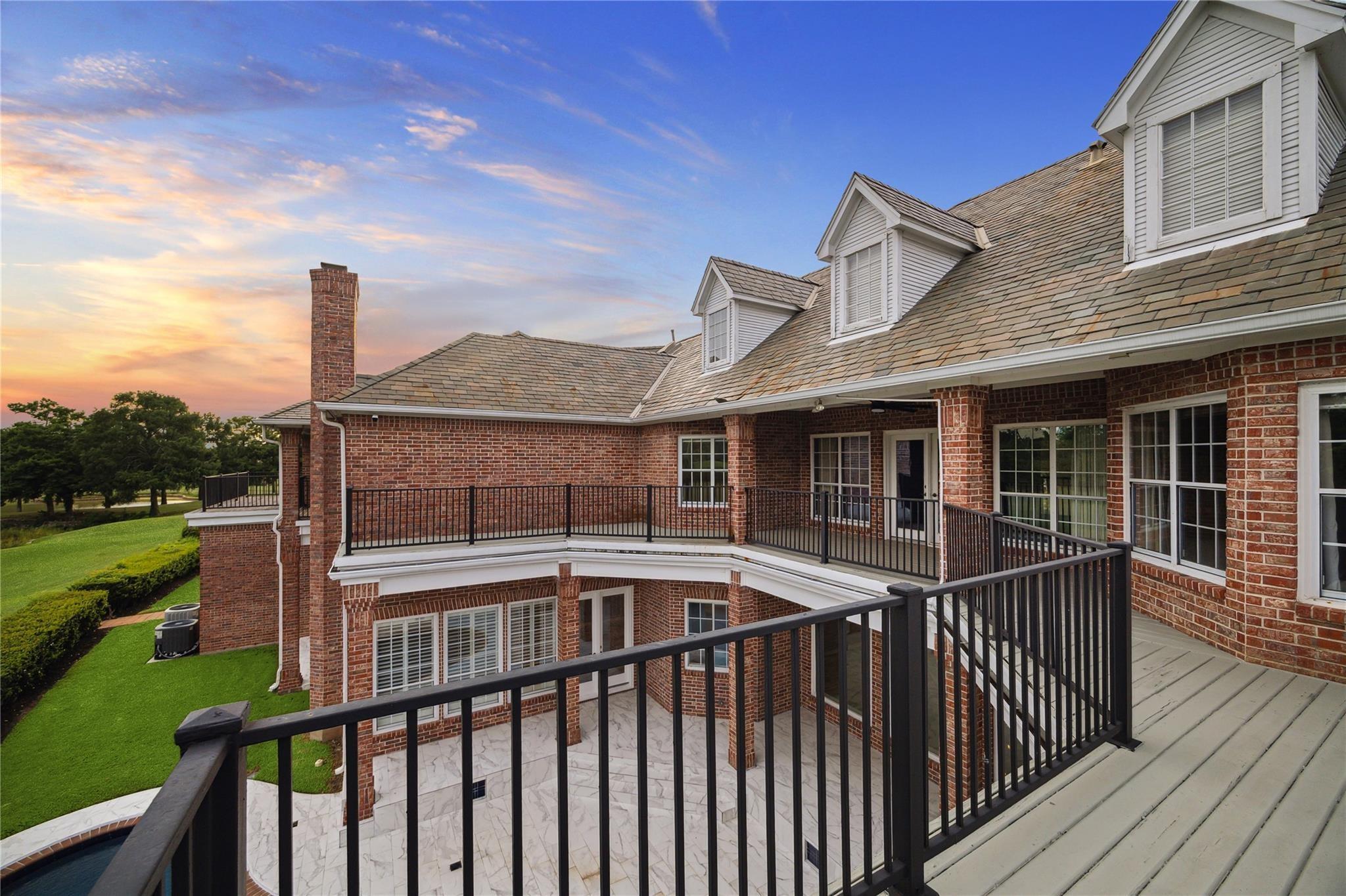 Sugar Land, Texas, 77479, United States, 6 Bedrooms Bedrooms, ,8 BathroomsBathrooms,Residential,Active,1973640