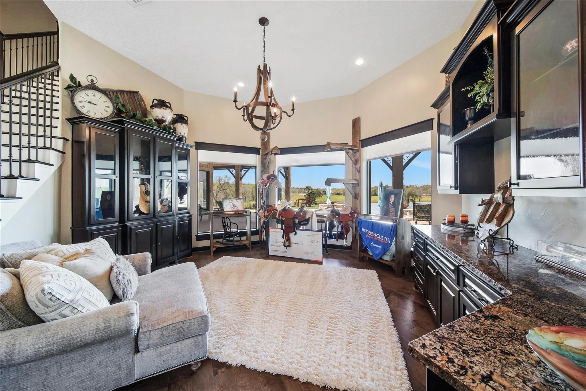 Montgomery, Texas, 77316, United States, 6 Bedrooms Bedrooms, ,6 BathroomsBathrooms,Residential,Active,1907981
