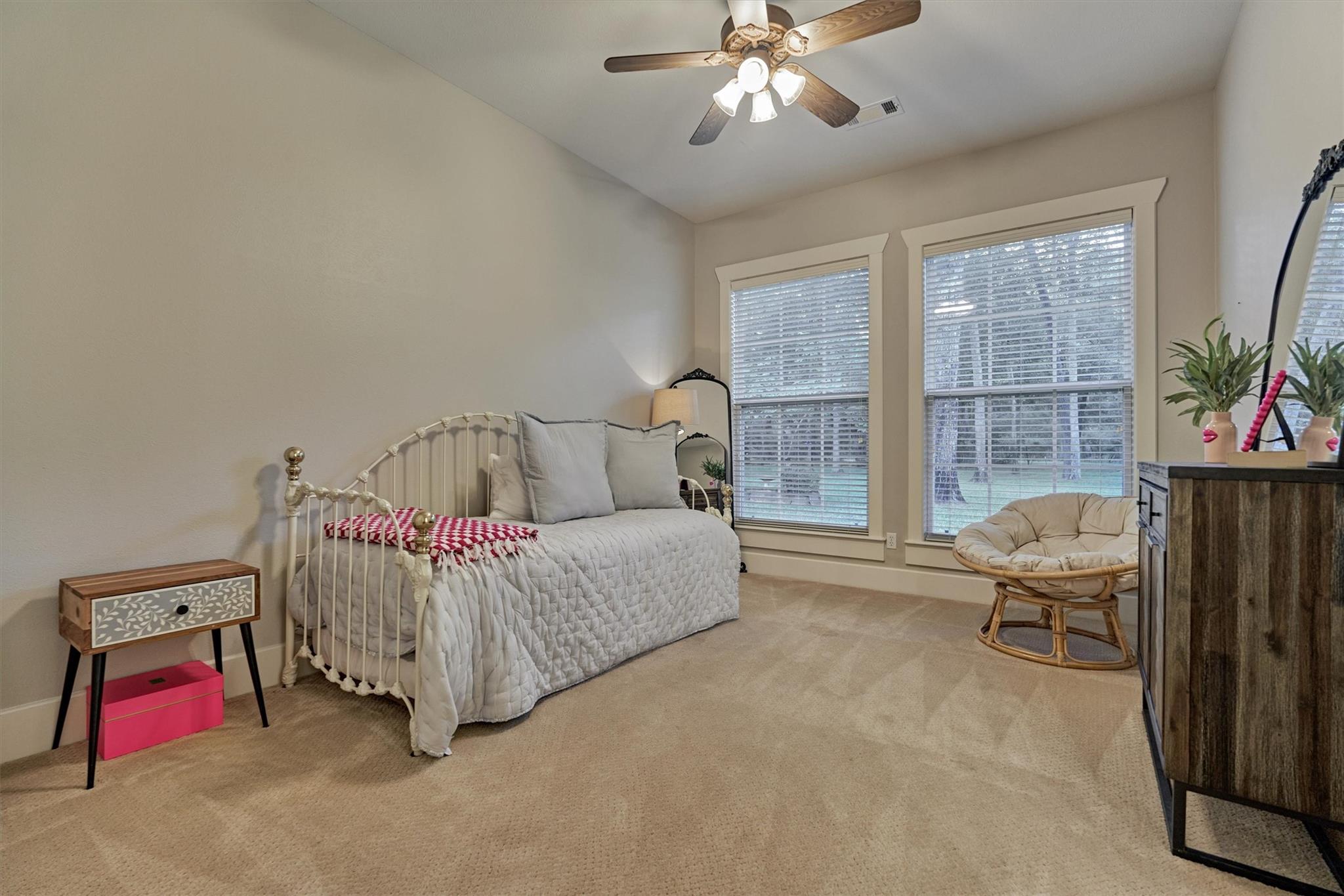 Conroe, Texas, 77384, United States, 4 Bedrooms Bedrooms, ,3 BathroomsBathrooms,Residential,Active,1967305