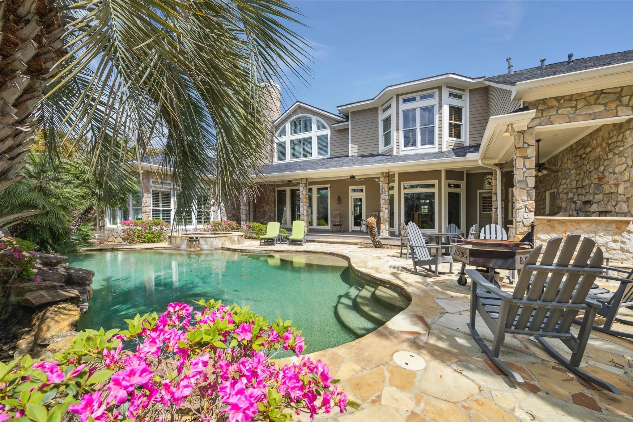 Sugar Land, Texas, 77479, United States, 4 Bedrooms Bedrooms, ,4 BathroomsBathrooms,Residential,Active,1914847