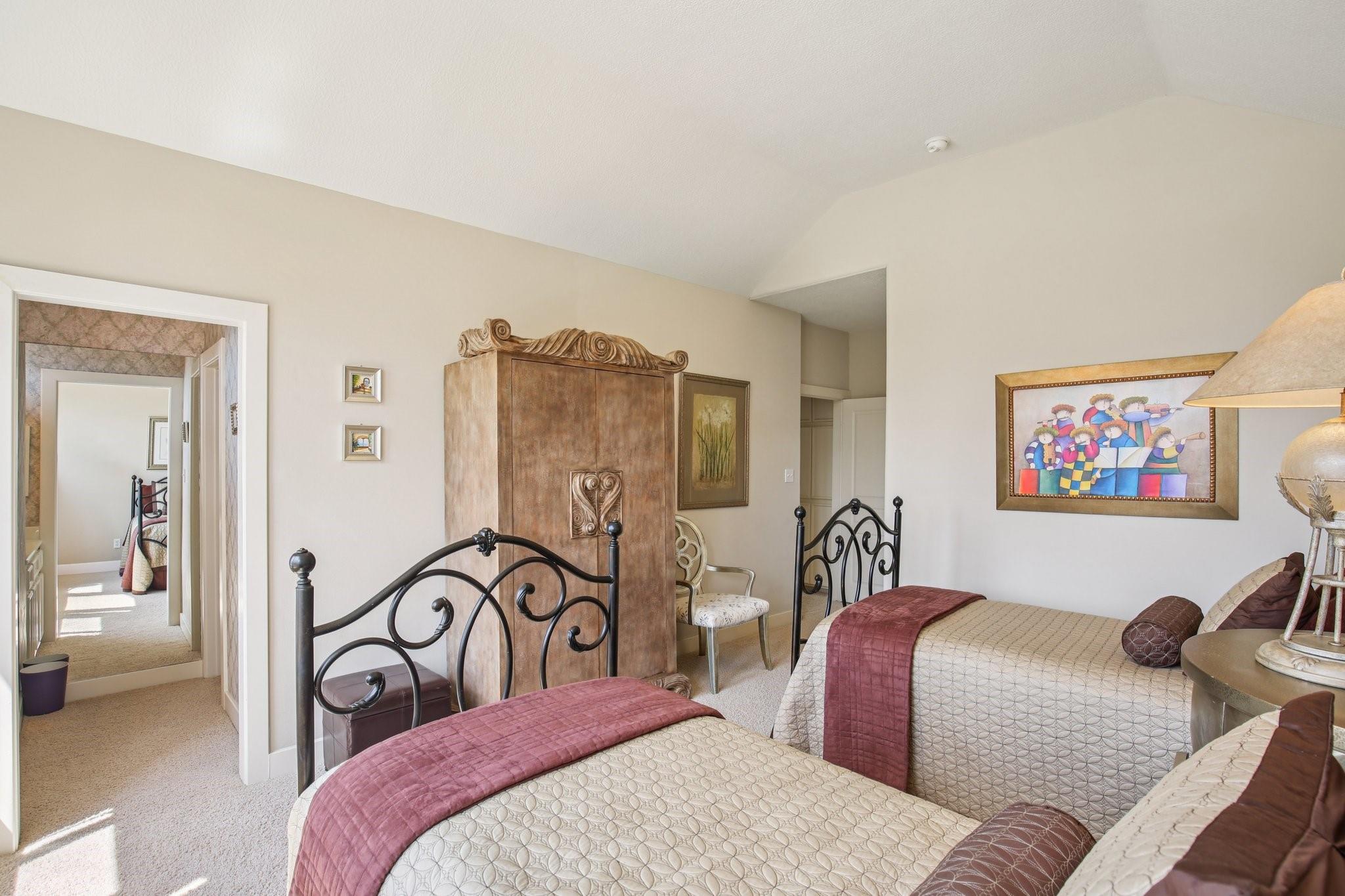 Montgomery, Texas, 77356, United States, 4 Bedrooms Bedrooms, ,5 BathroomsBathrooms,Residential,Active,1894542