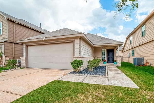 10306 WHITE FIR VILLA AVE, HOUSTON, TX 77044 - Image 1