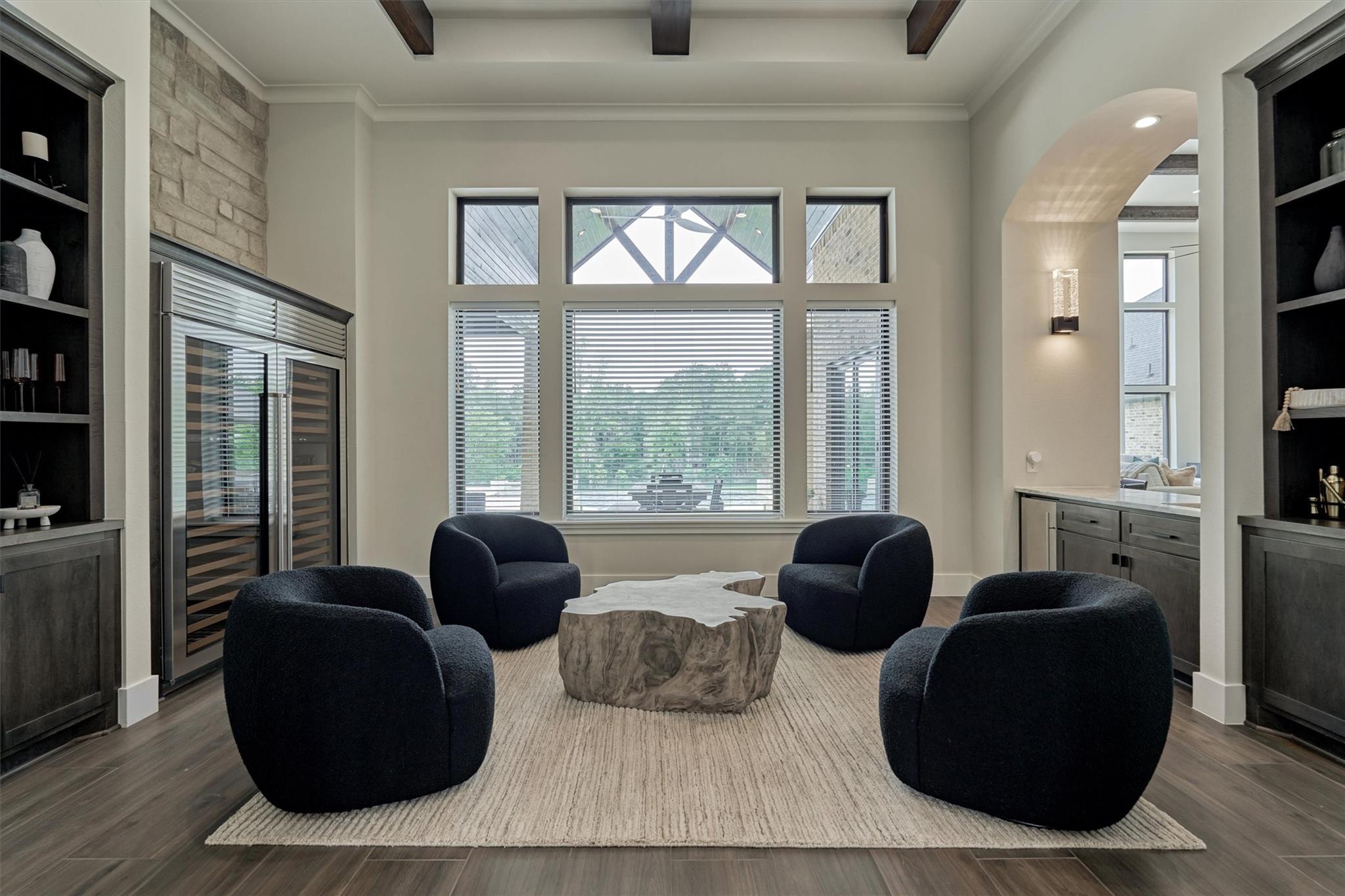 Montgomery, Texas, 77316, United States, 5 Bedrooms Bedrooms, ,8 BathroomsBathrooms,Residential,Active,1953008