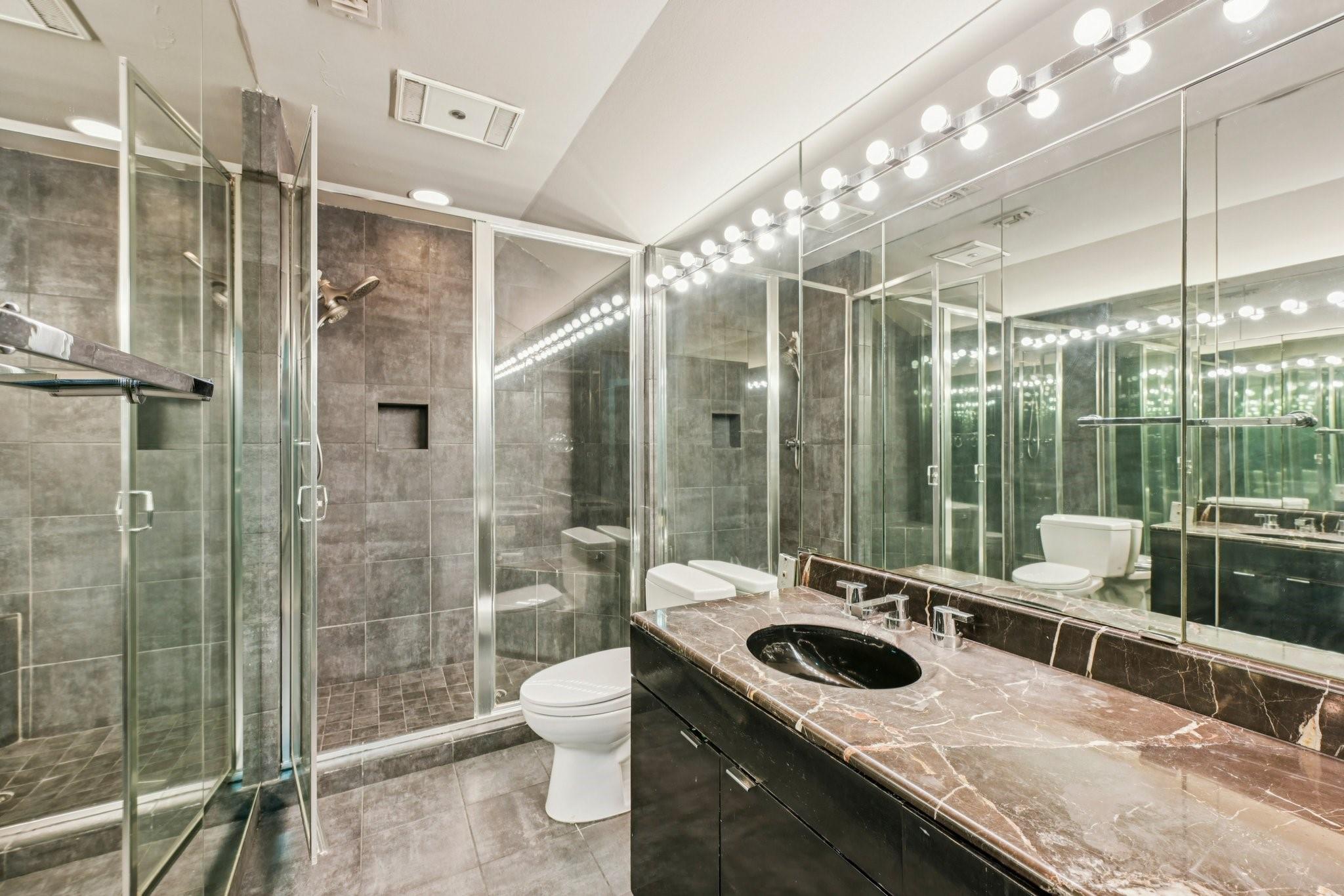 Houston, Texas, 77027, United States, 3 Bedrooms Bedrooms, ,4 BathroomsBathrooms,Residential,Active,1969670