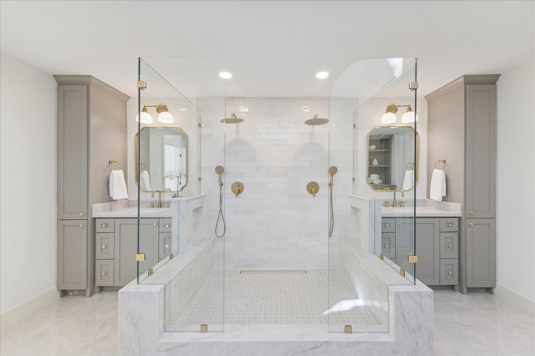 Houston, Texas, 77079, United States, 5 Bedrooms Bedrooms, ,4 BathroomsBathrooms,Residential,Active,1973310