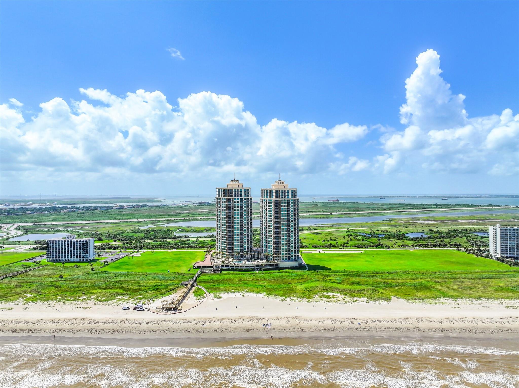 Galveston, Texas, 77550, United States, ,4 BathroomsBathrooms,Residential,Active,1867894