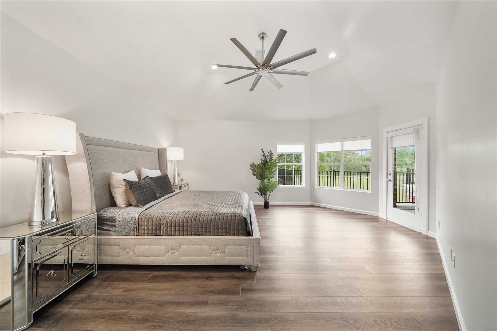 Sugar Land, Texas, 77479, United States, 6 Bedrooms Bedrooms, ,8 BathroomsBathrooms,Residential,Active,1973640