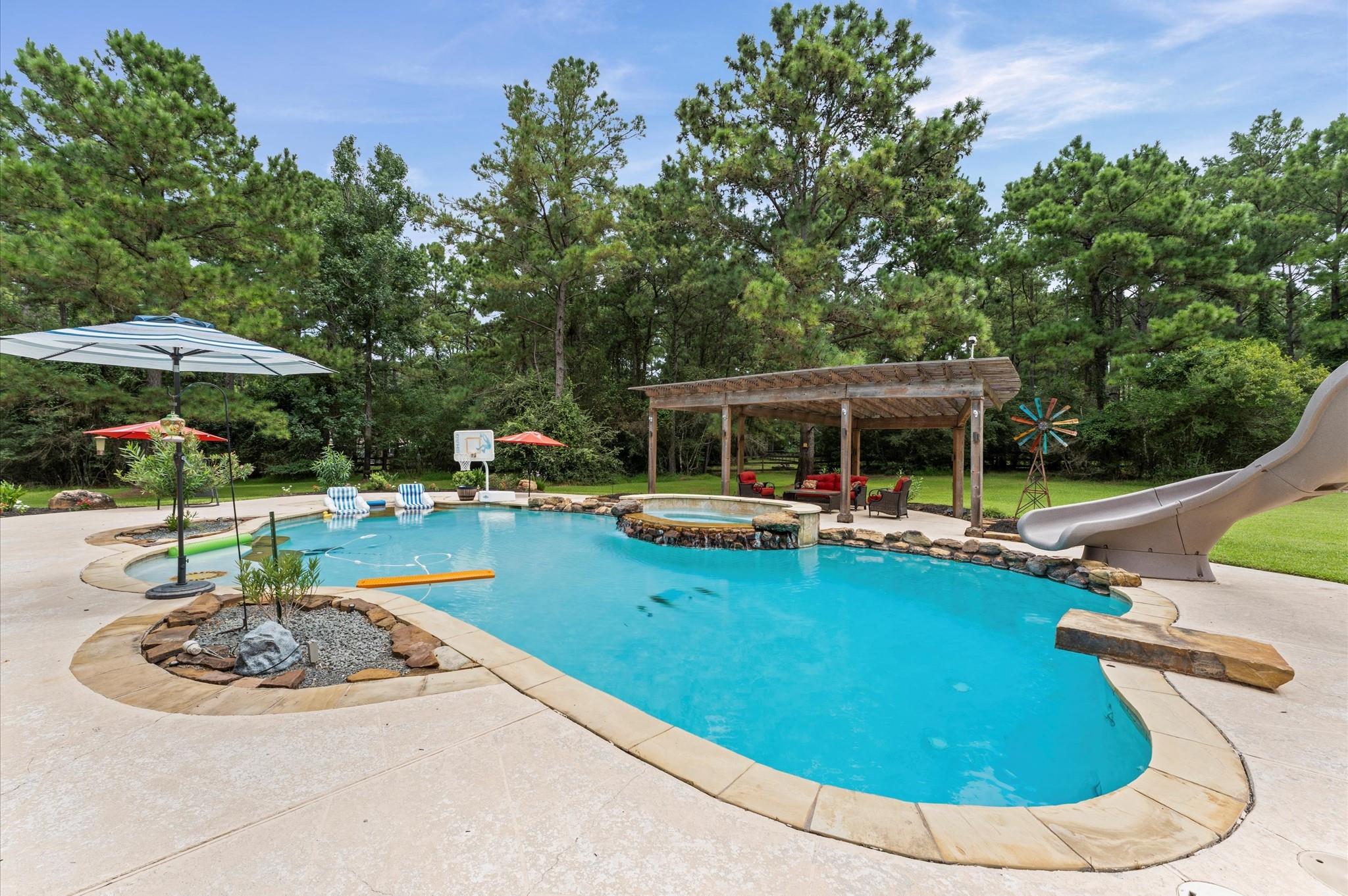 Magnolia, Texas, 77354, United States, 4 Bedrooms Bedrooms, ,5 BathroomsBathrooms,Residential,Active,1903221