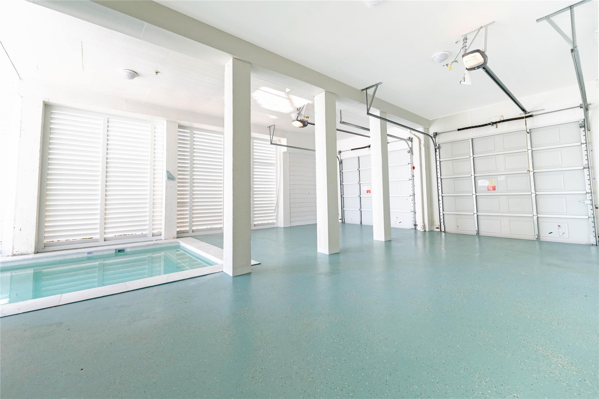 Galveston, Texas, 77554, United States, 6 Bedrooms Bedrooms, ,6 BathroomsBathrooms,Residential,Active,2014924