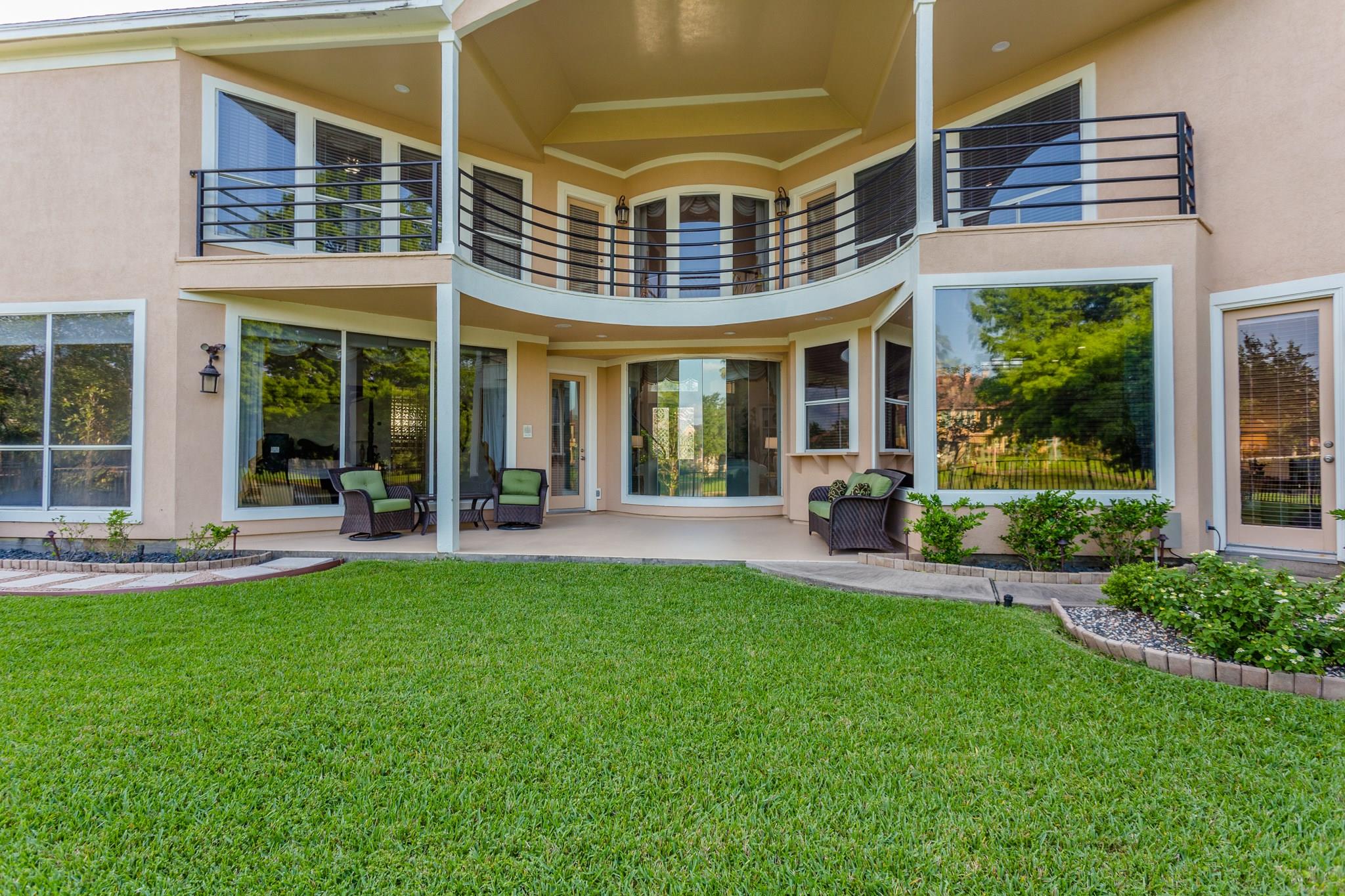 Sugar Land, Texas, 77479, United States, 5 Bedrooms Bedrooms, ,5 BathroomsBathrooms,Residential,Active,1900192