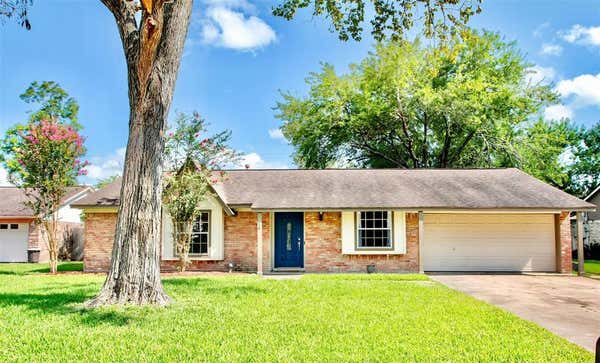 116 TAMARISK TRL, LAKE JACKSON, TX 77566 - Image 1