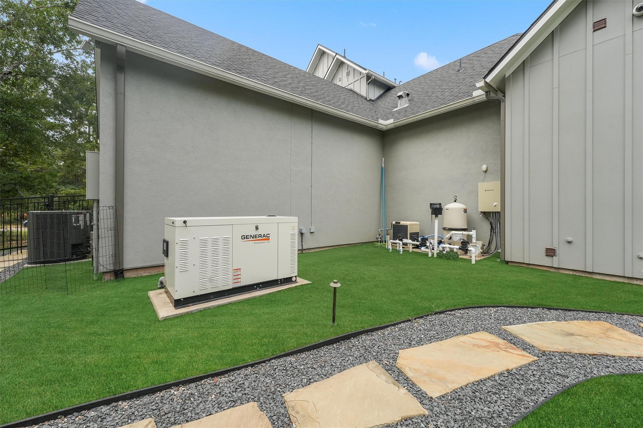 Montgomery, Texas, 77316, United States, 4 Bedrooms Bedrooms, ,6 BathroomsBathrooms,Residential,Active,1905108