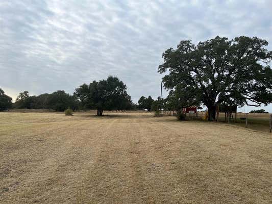 194 GILMORE RD, BRENHAM, TX 77833, photo 4 of 9