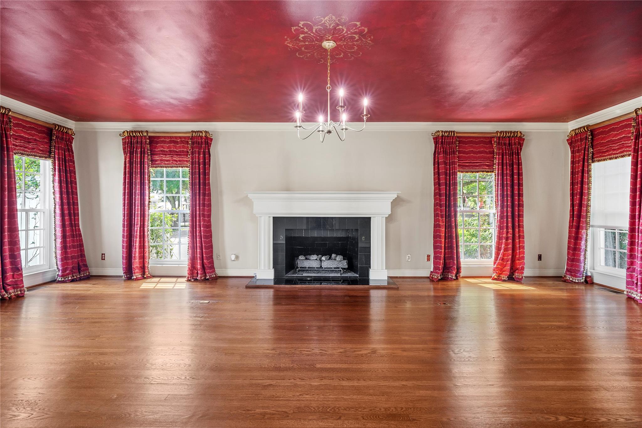 Richmond, Texas, 77469, United States, 7 Bedrooms Bedrooms, ,6 BathroomsBathrooms,Residential,Active,1880354