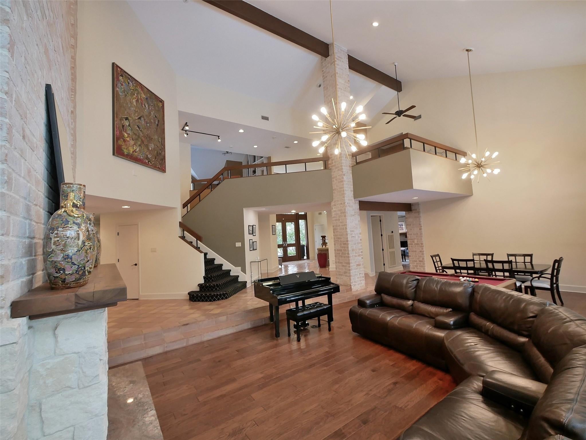 Houston, Texas, 77094, United States, 4 Bedrooms Bedrooms, ,6 BathroomsBathrooms,Residential,Active,1913974