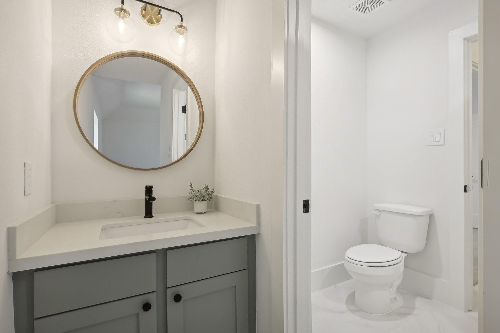 Houston, Texas, 77079, United States, 4 Bedrooms Bedrooms, ,6 BathroomsBathrooms,Residential,Active,1922314