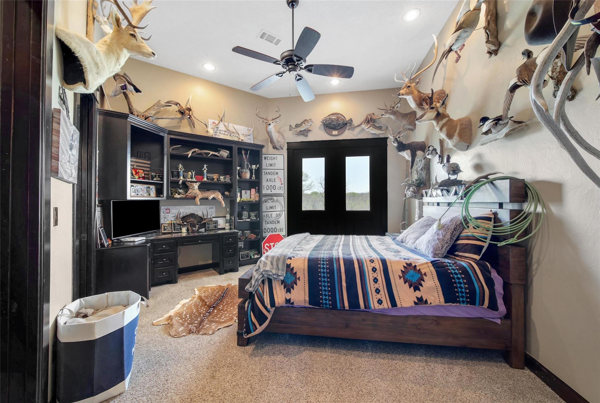 Montgomery, Texas, 77316, United States, 6 Bedrooms Bedrooms, ,6 BathroomsBathrooms,Residential,Active,1907981