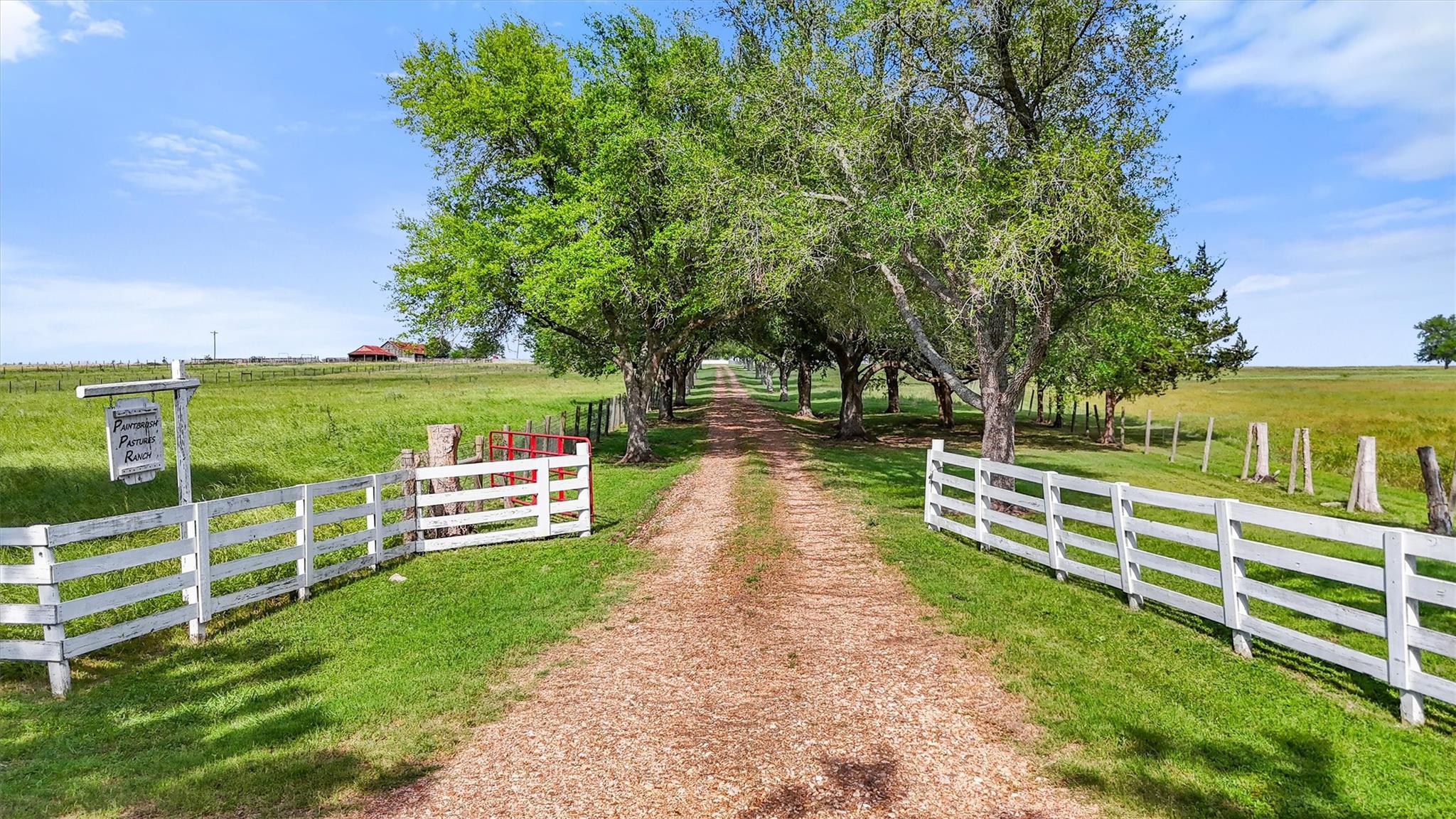 Brenham, Texas, 77833, United States, 3 Bedrooms Bedrooms, ,3 BathroomsBathrooms,Residential,Active,1920281