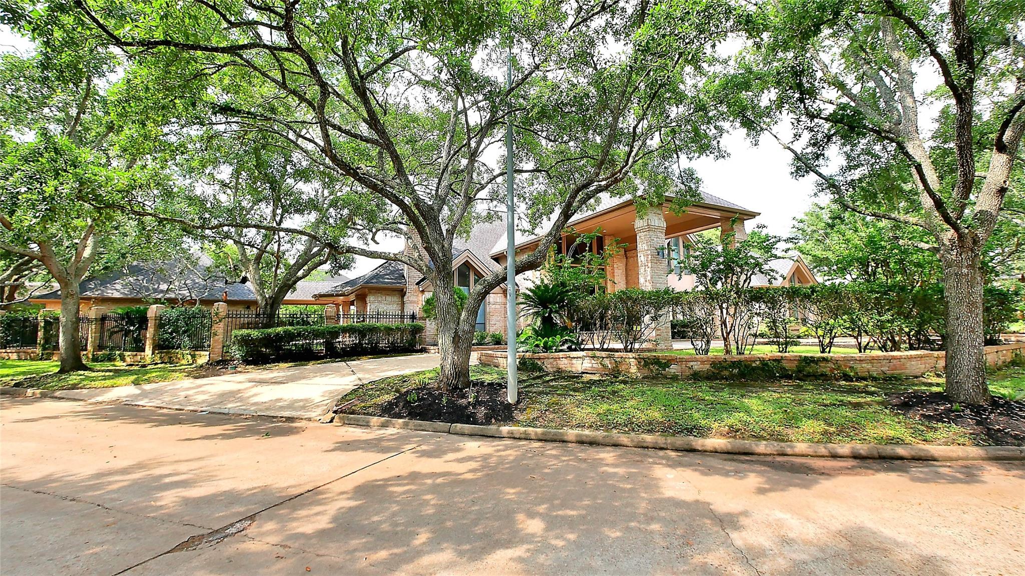 Houston, Texas, 77094, United States, 4 Bedrooms Bedrooms, ,6 BathroomsBathrooms,Residential,Active,1913974