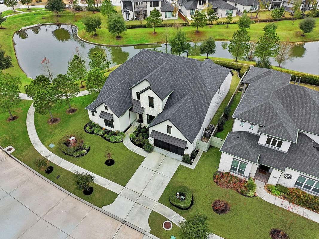 10102 S GOSHAWK TRL, CONROE, TX 77385 | RE/MAX