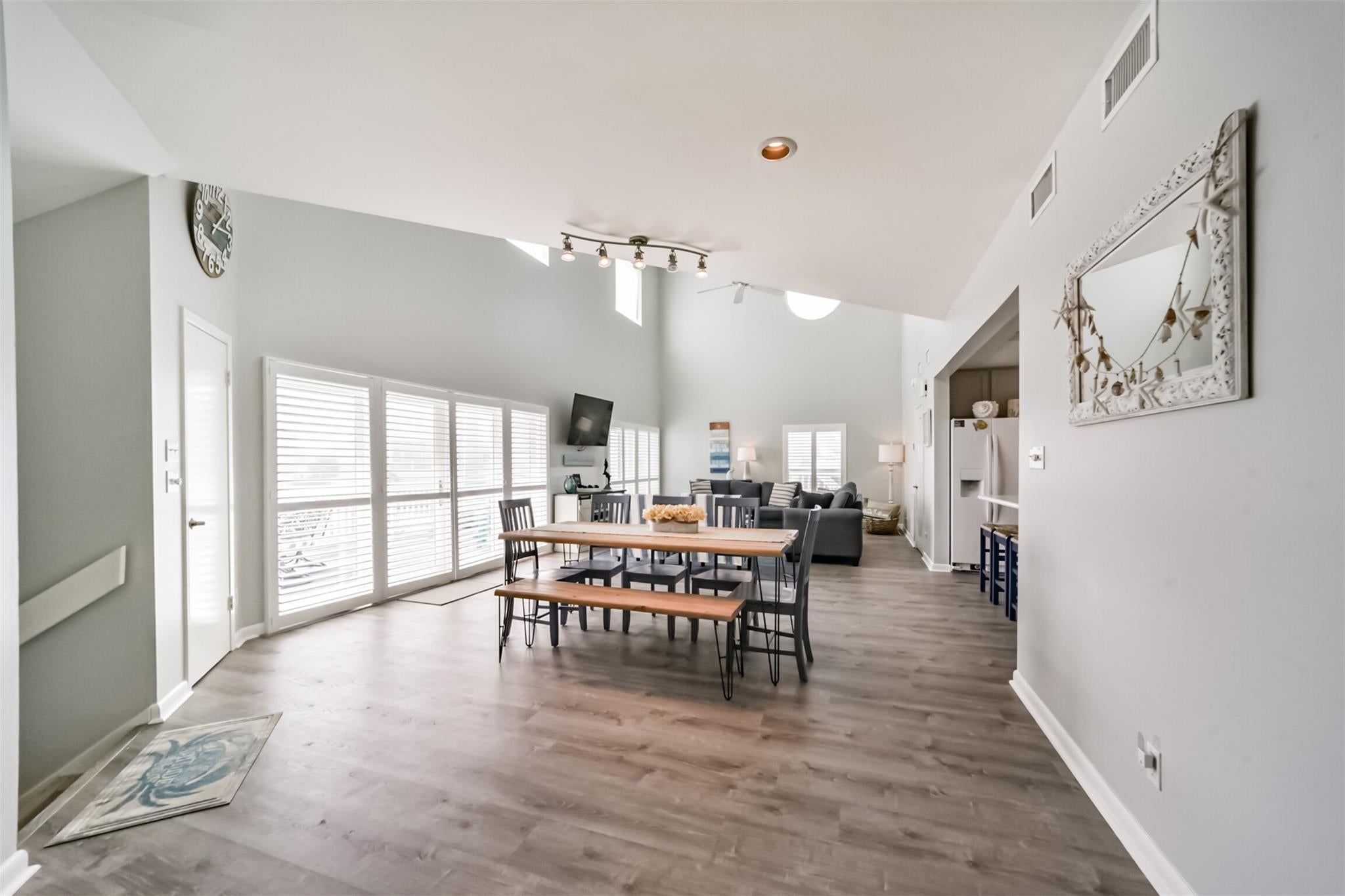 Galveston, Texas, 77554, United States, ,4 BathroomsBathrooms,Residential,Active,1711247