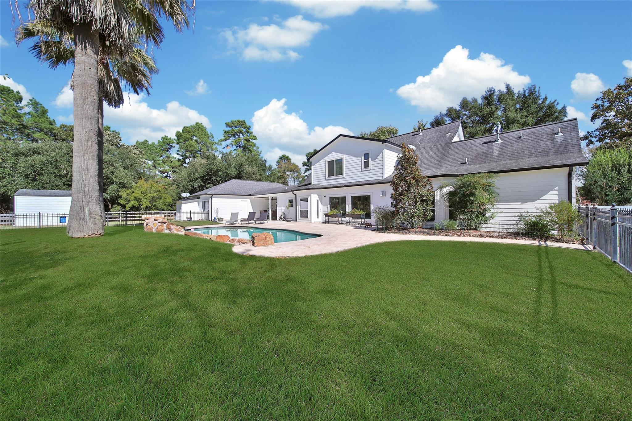 Magnolia, Texas, 77355, United States, 5 Bedrooms Bedrooms, ,3 BathroomsBathrooms,Residential,Active,2000195